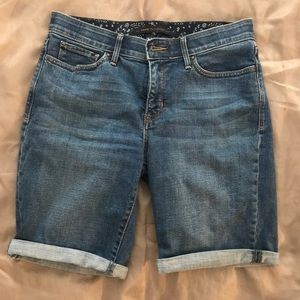 Levi’s Bermuda shorts